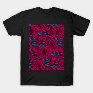 Night roses T-Shirt